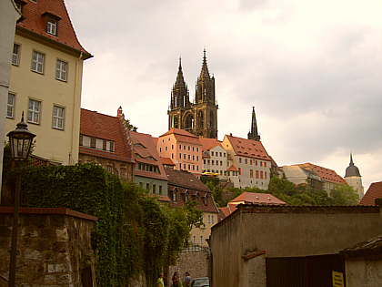 the castle from downtown